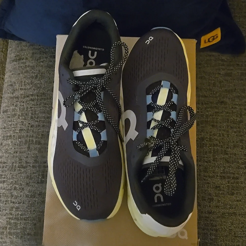 CLOUD SHOES - Picture 6 of 7